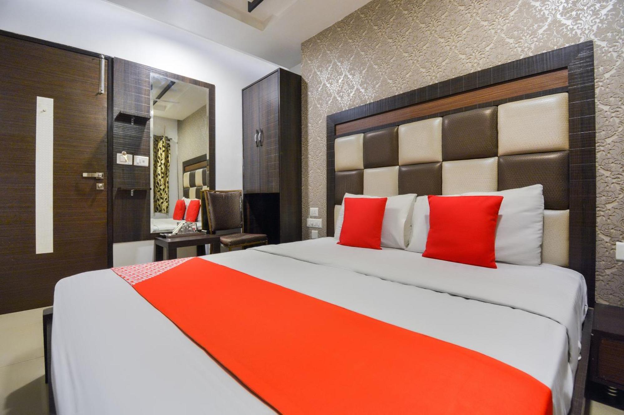 Hotel O Lexis Ludhiana Exterior photo